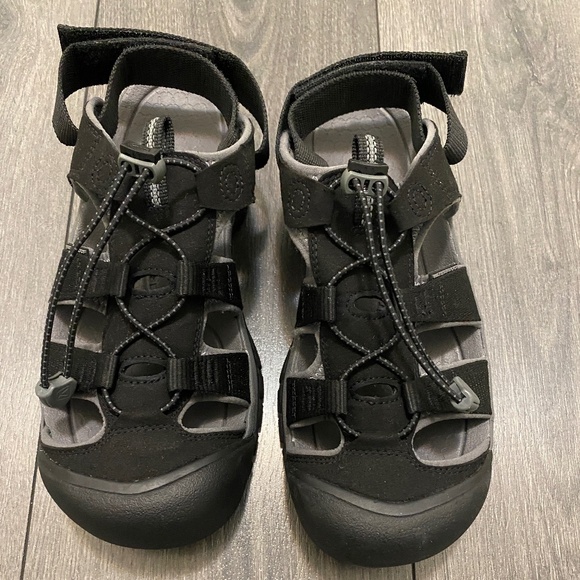 Keen Men's Newport H2 Sandals Size 8 - Picture 1 of 9
